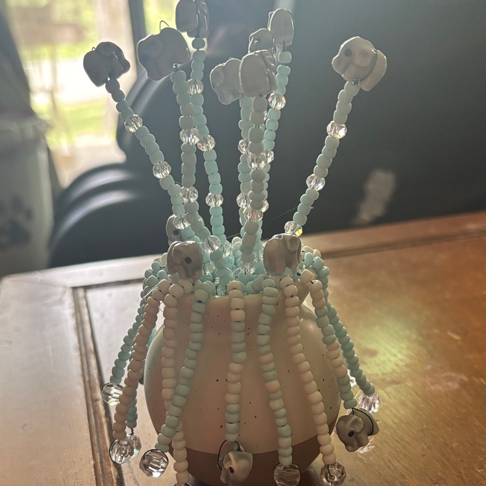 Elephant Beaded Hair Ornament in Blue and White